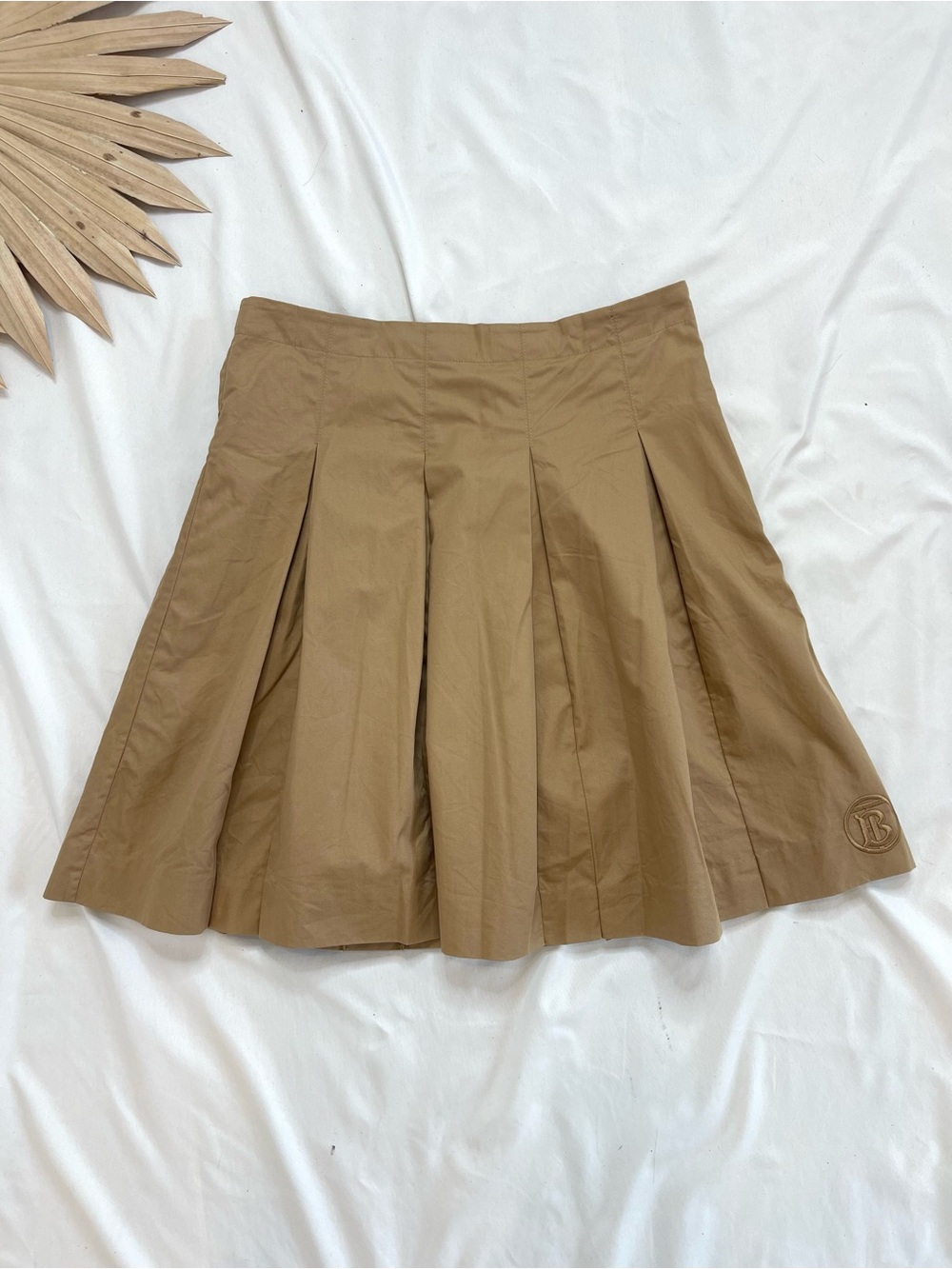 Burberry London Cotton Pleated Khaki Mini High Waisted Rise Logo Tan Skirt